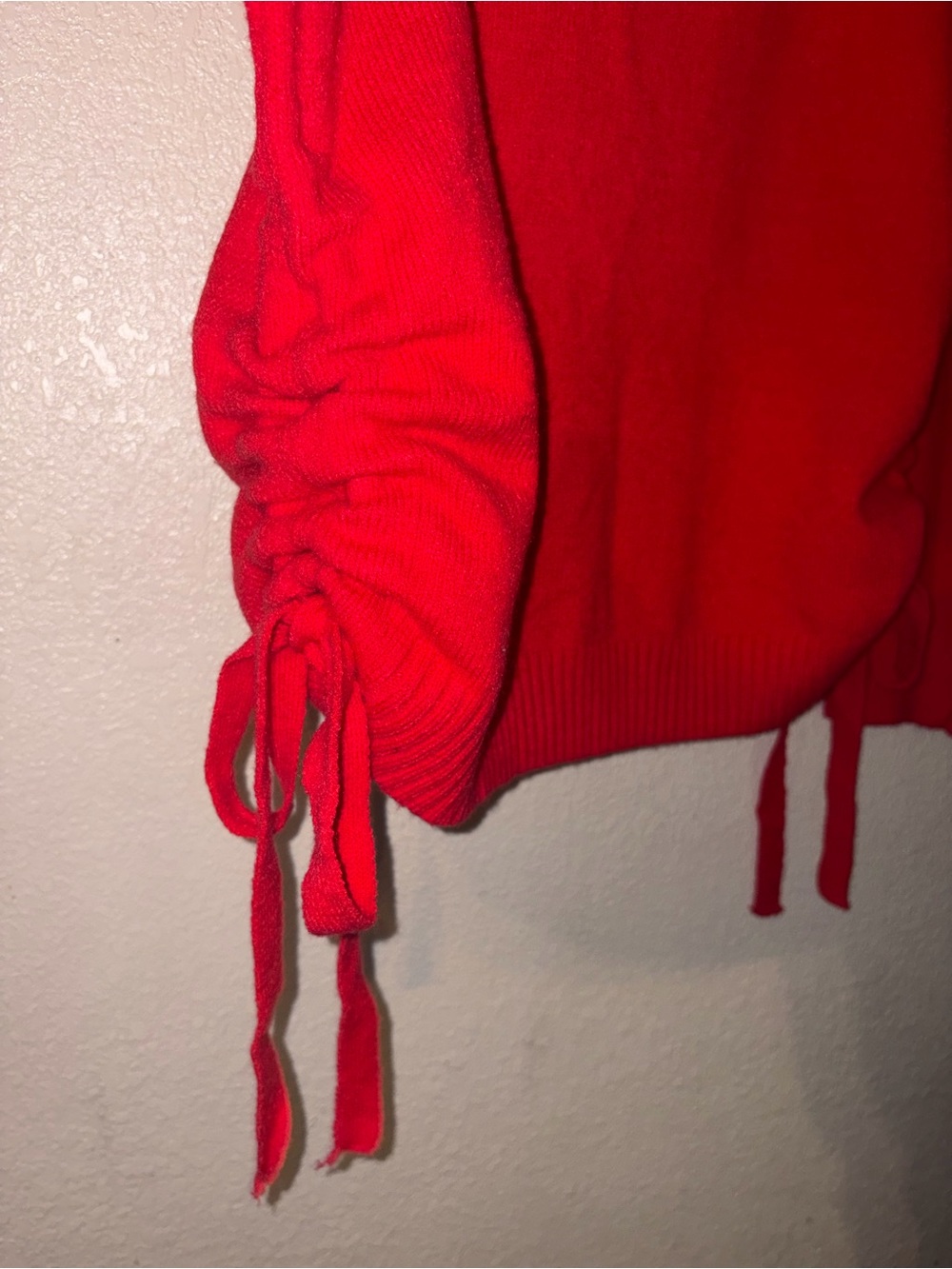 ❤️🎀NWT Wishlist "Emma Ruched Sweater” Functional Side Bows🎀🎀Detail • Red❤️ Large - Picture 9 of 12